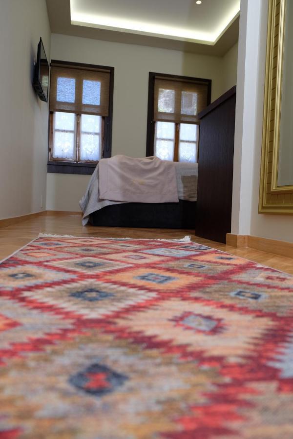 Vlorë Tebeu Coffe And Bar B&B 외부 사진